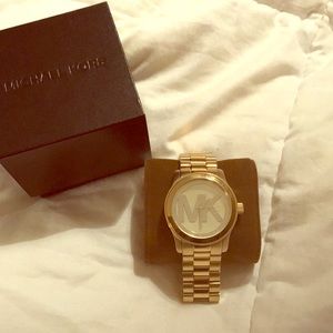 Michael kors gold watch
